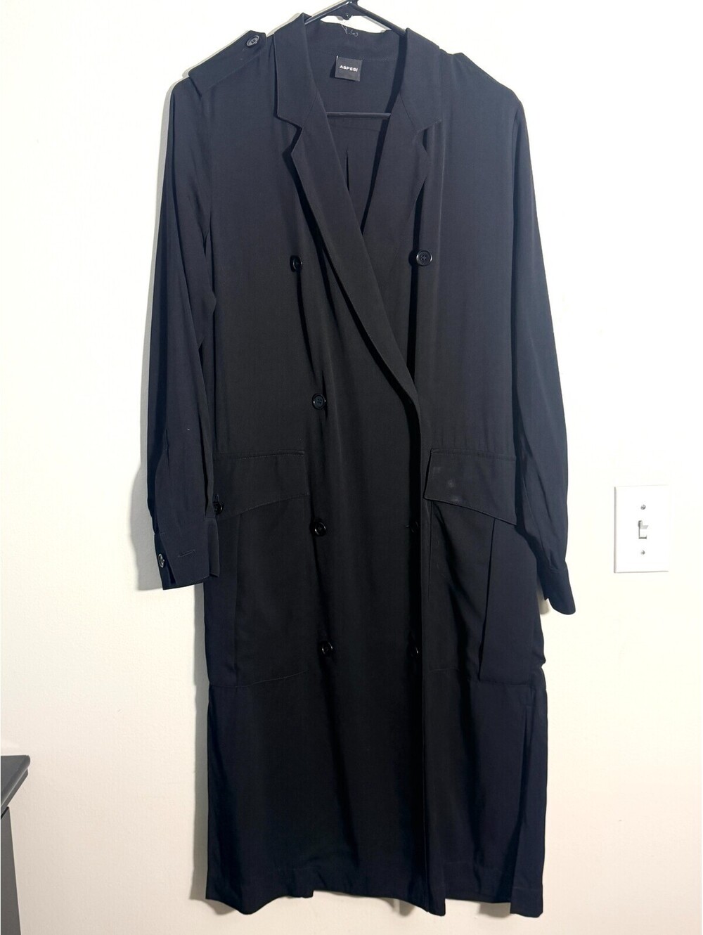 ASPESI BLACK EPAULETTE BOX CUT DOUBLE BREAST TRENCH COAT 38 MEDIUM